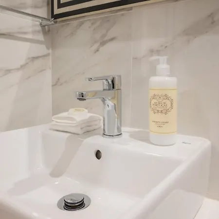 Cocoon Almada Oporto